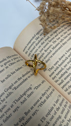 Adjustable Crisscross Ring