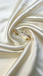Aurora bow bangle