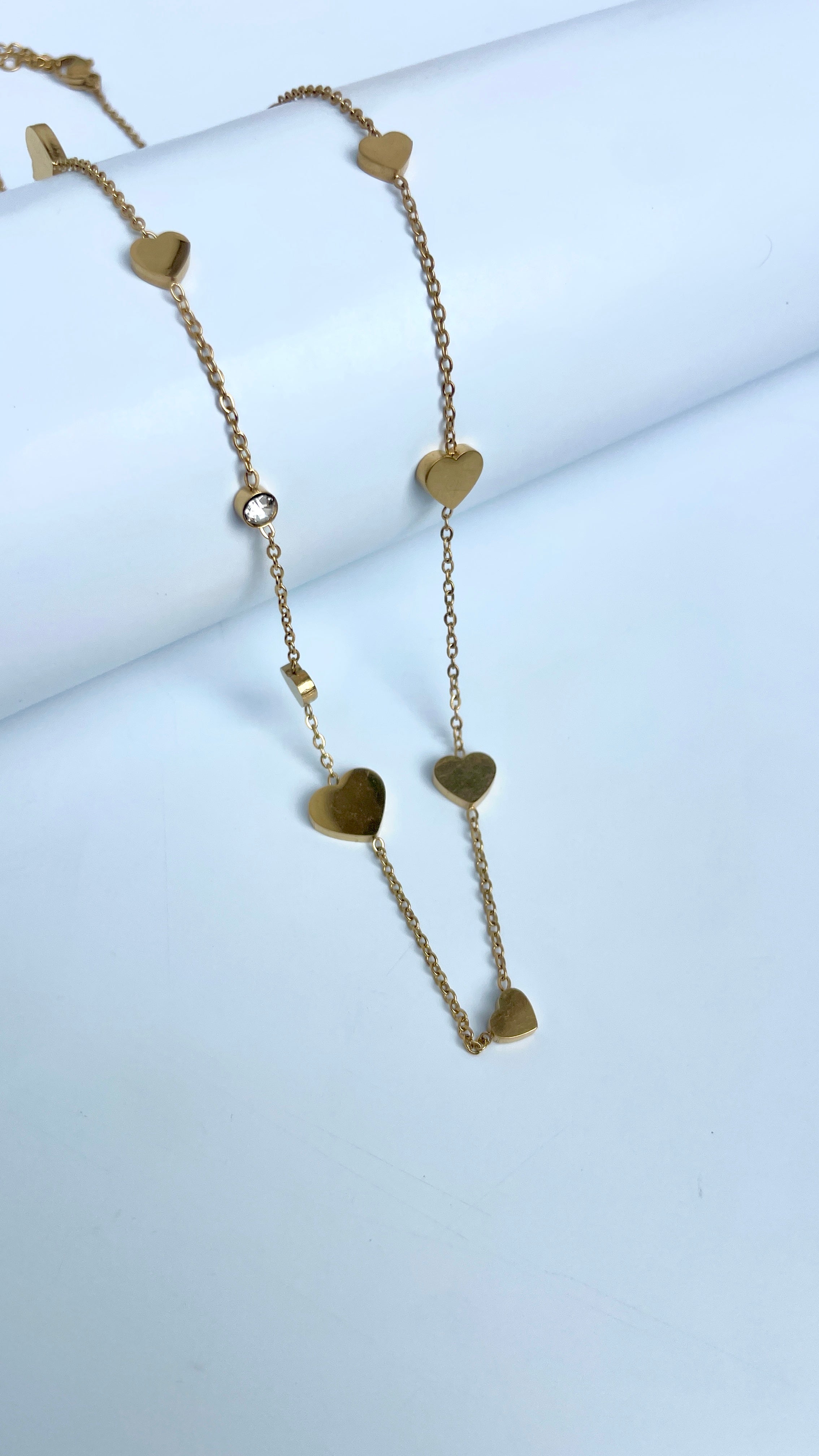 Falling Heart Chain