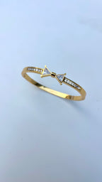 Aurora bow bangle
