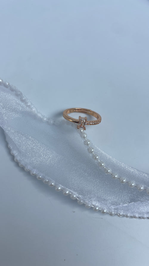 Adjustable Princess Cut Solitire Ring