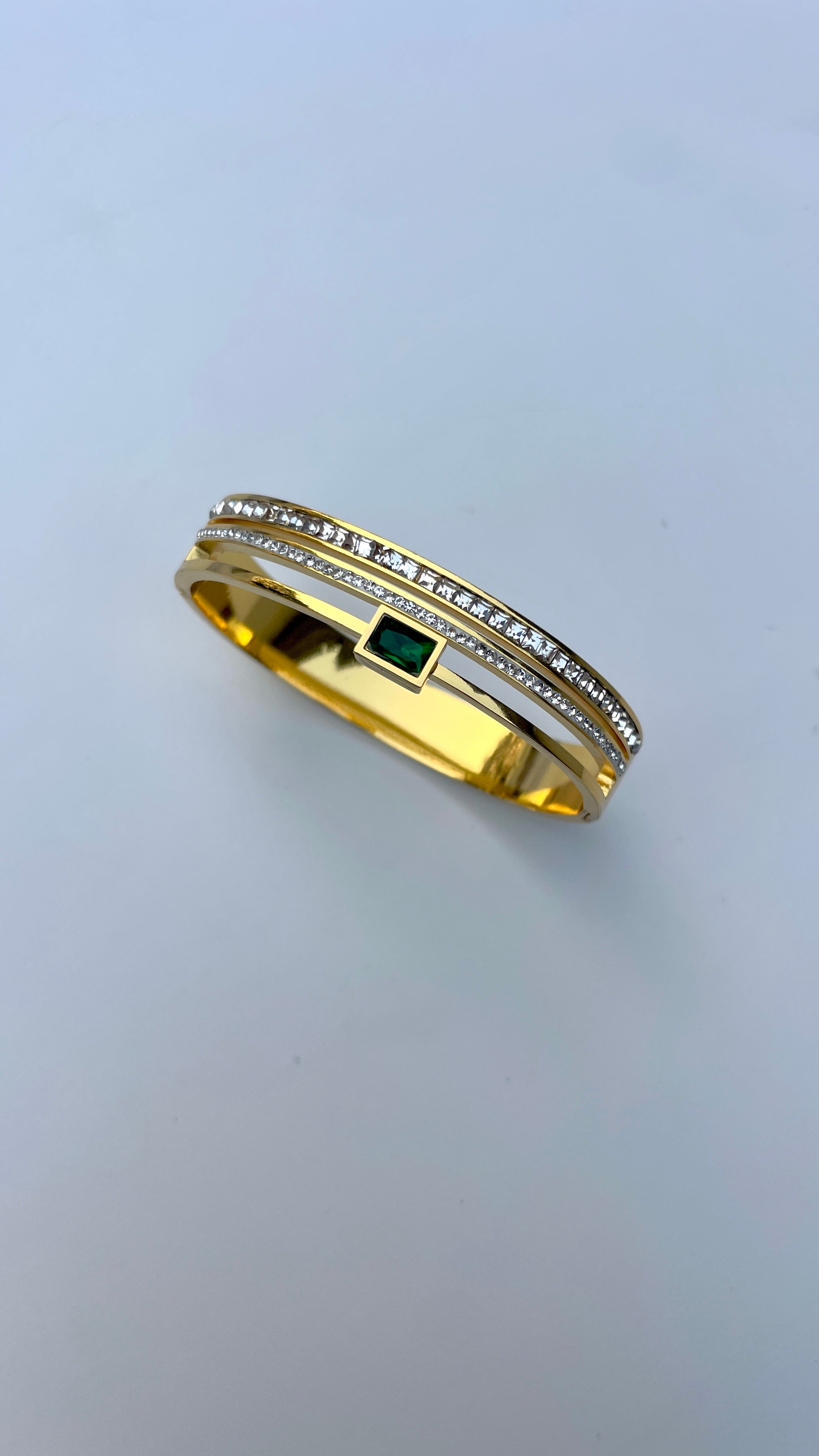 Emerald Glow Bangle