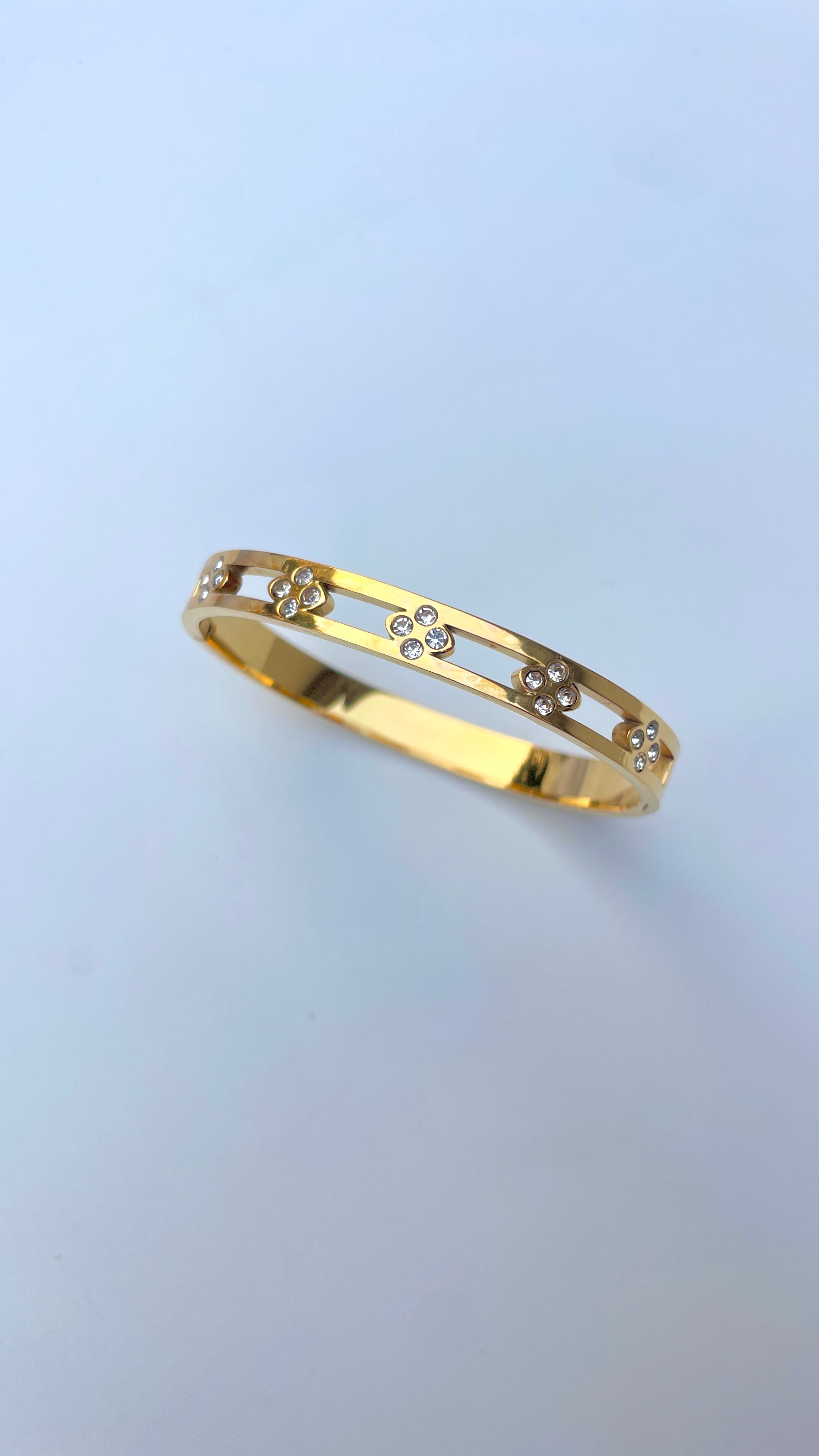 Bloomline crystal bangle