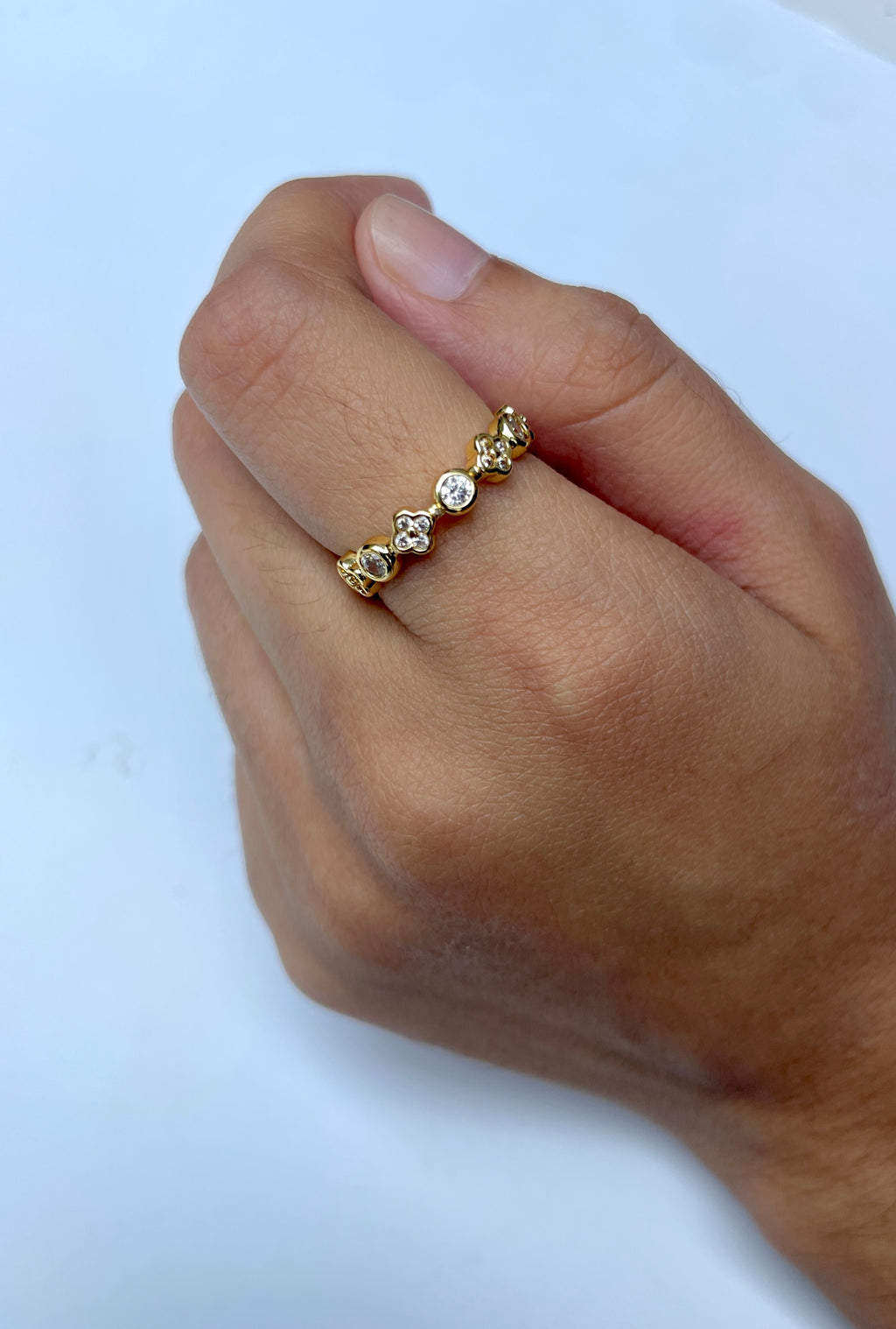 Adjustable teddy bloom Ring
