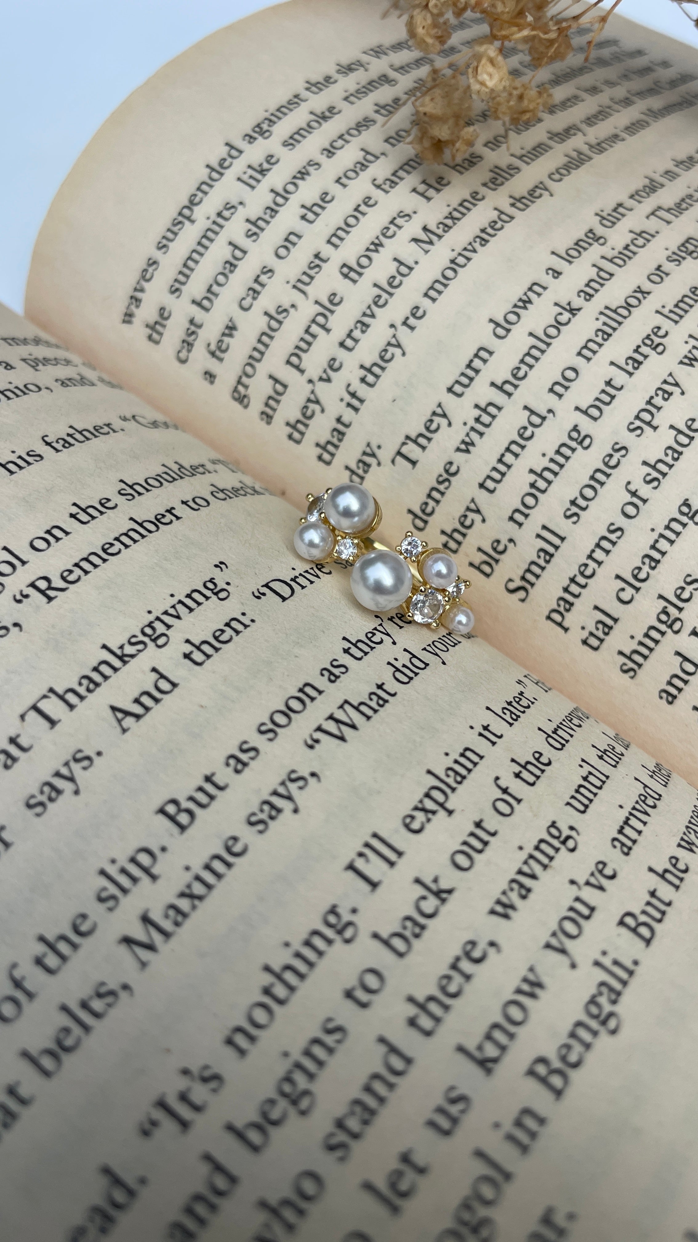Openable Pearl Ring