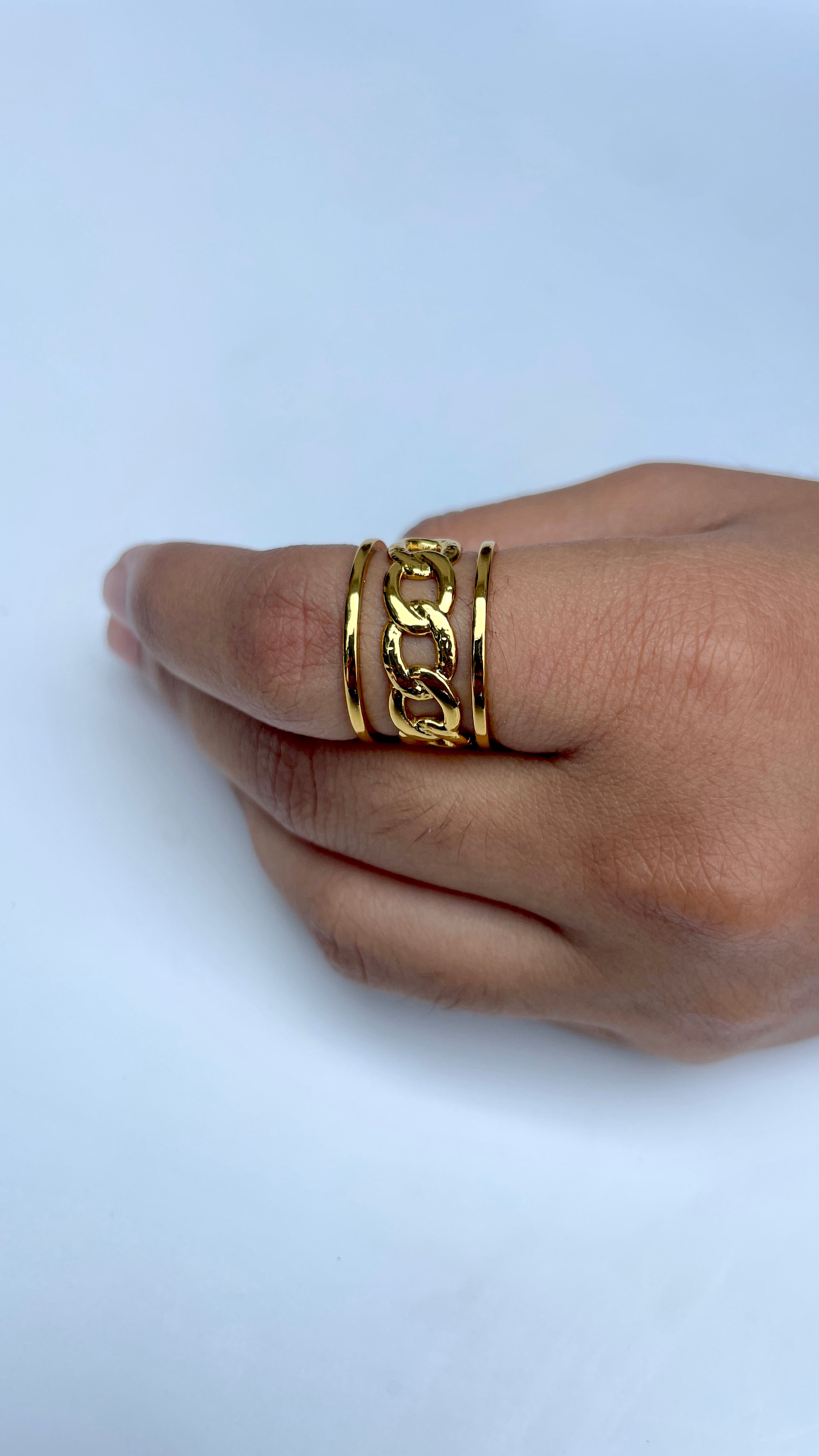 Adjustable Golden Shackle Ring