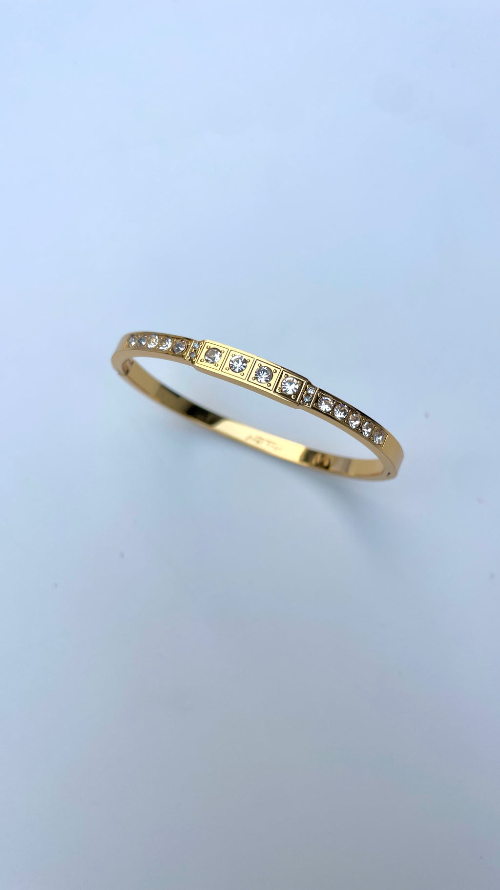 Classic box stone bangle