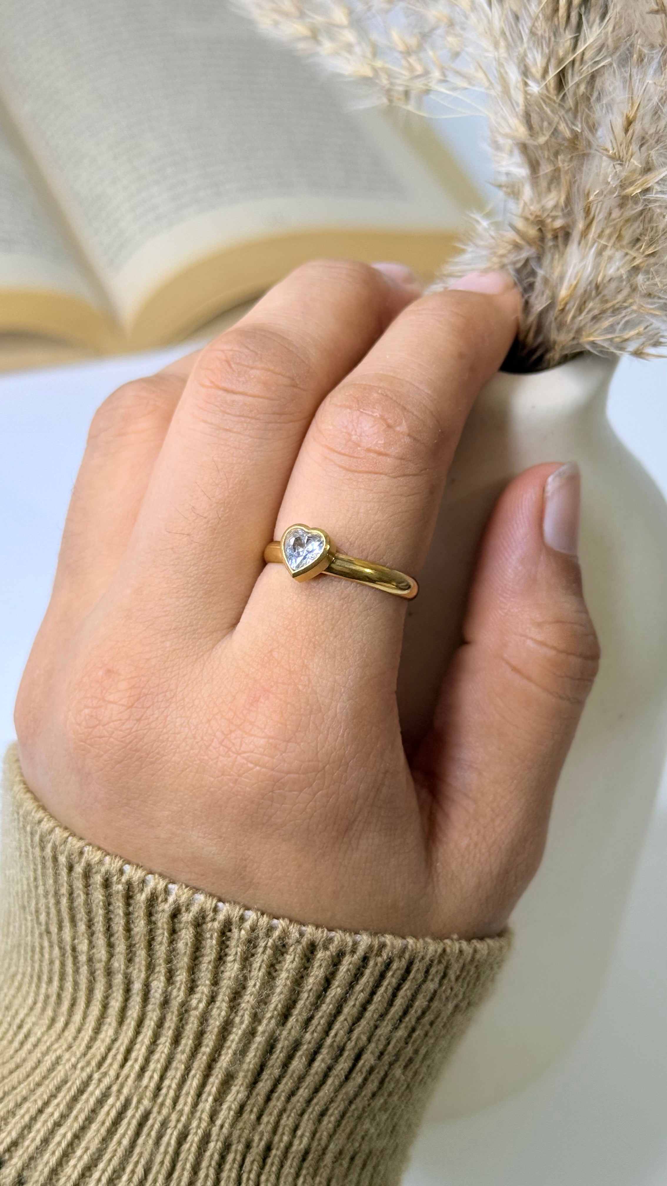 Adjustable chain Heart Ring