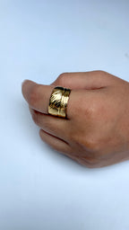 Adjustable Golden Palm Ring