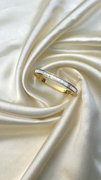 Crystal bar bangle