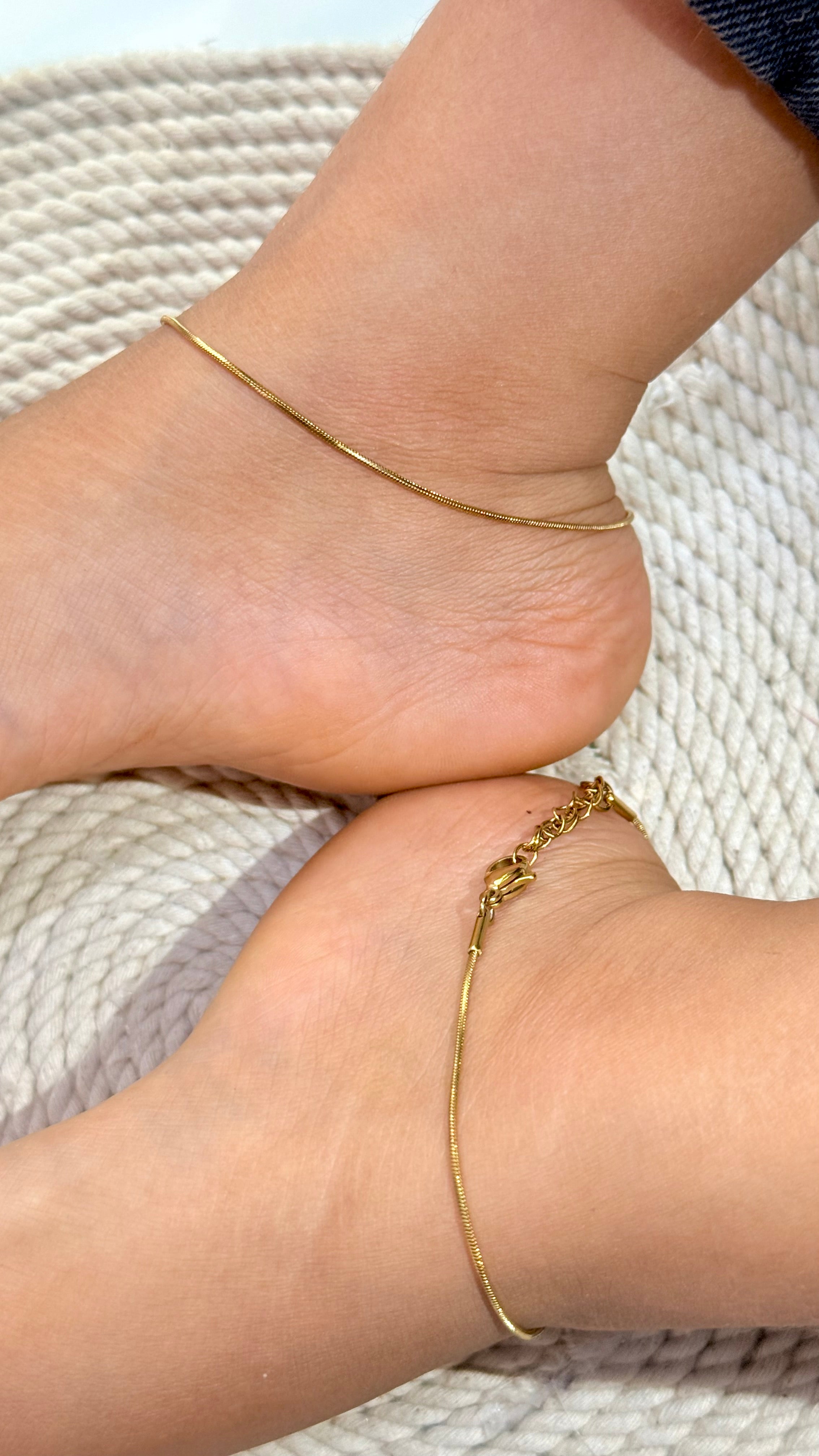 Mini Grace Anklet
