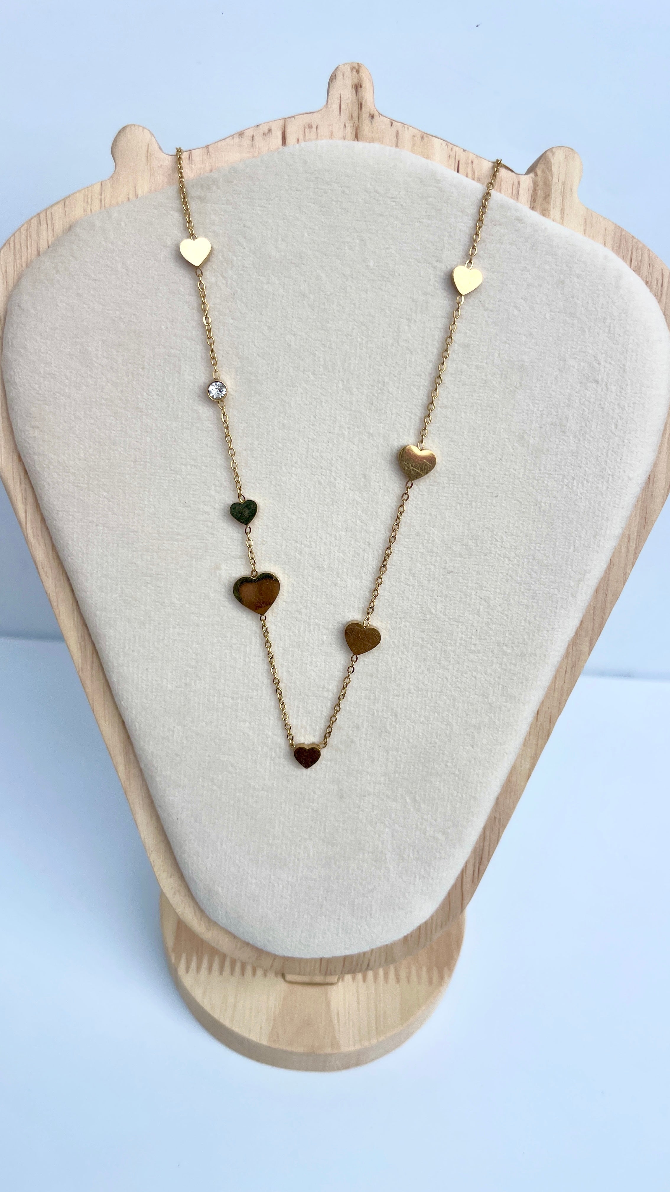 Falling Heart Chain
