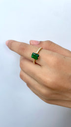 Adjustable Emarald Ring