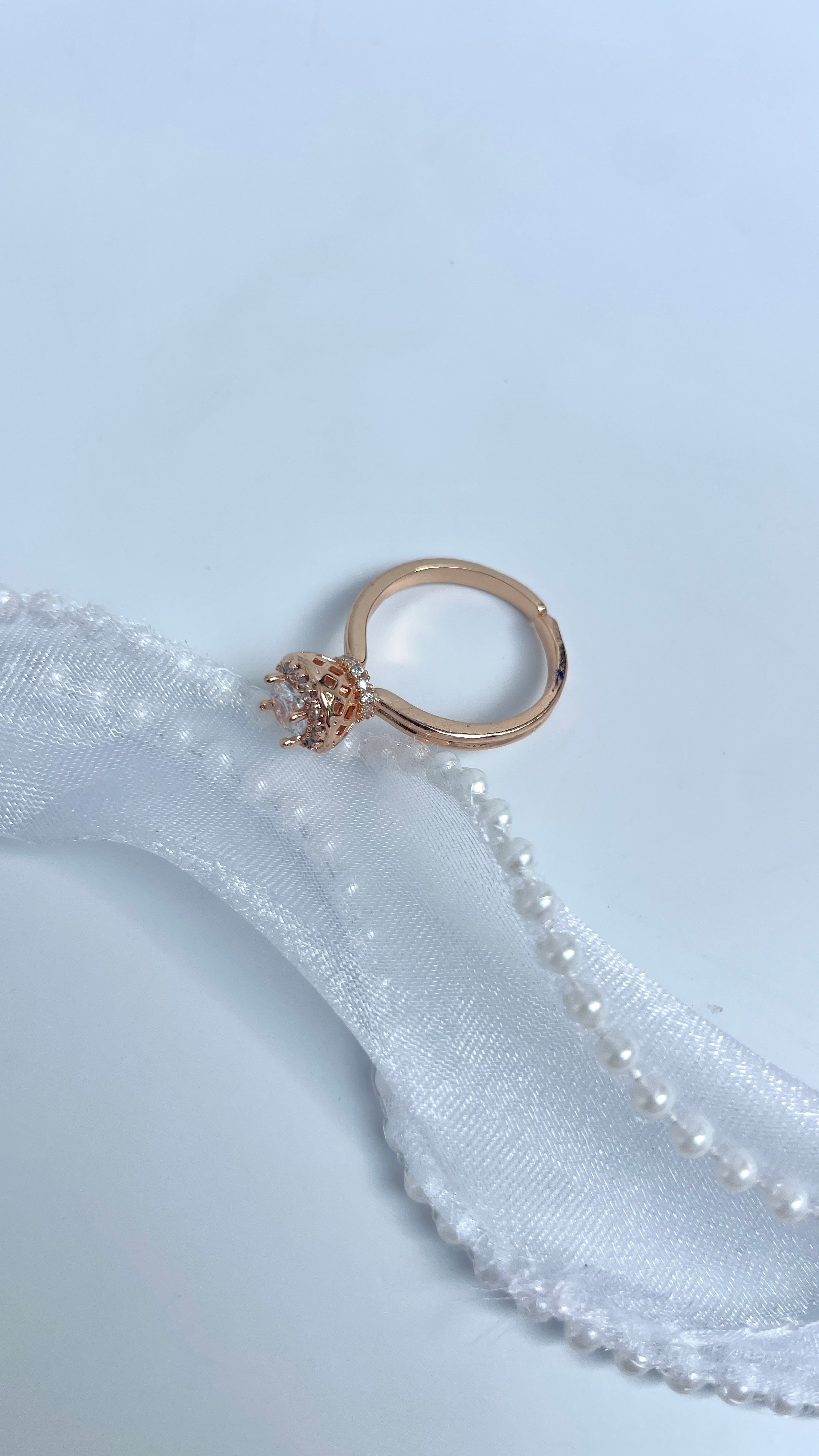 Adjustable Solitire Halo Ring
