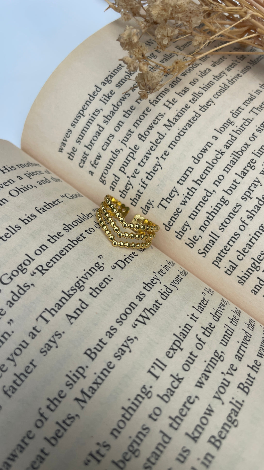 Adjustable Everyday Elegance