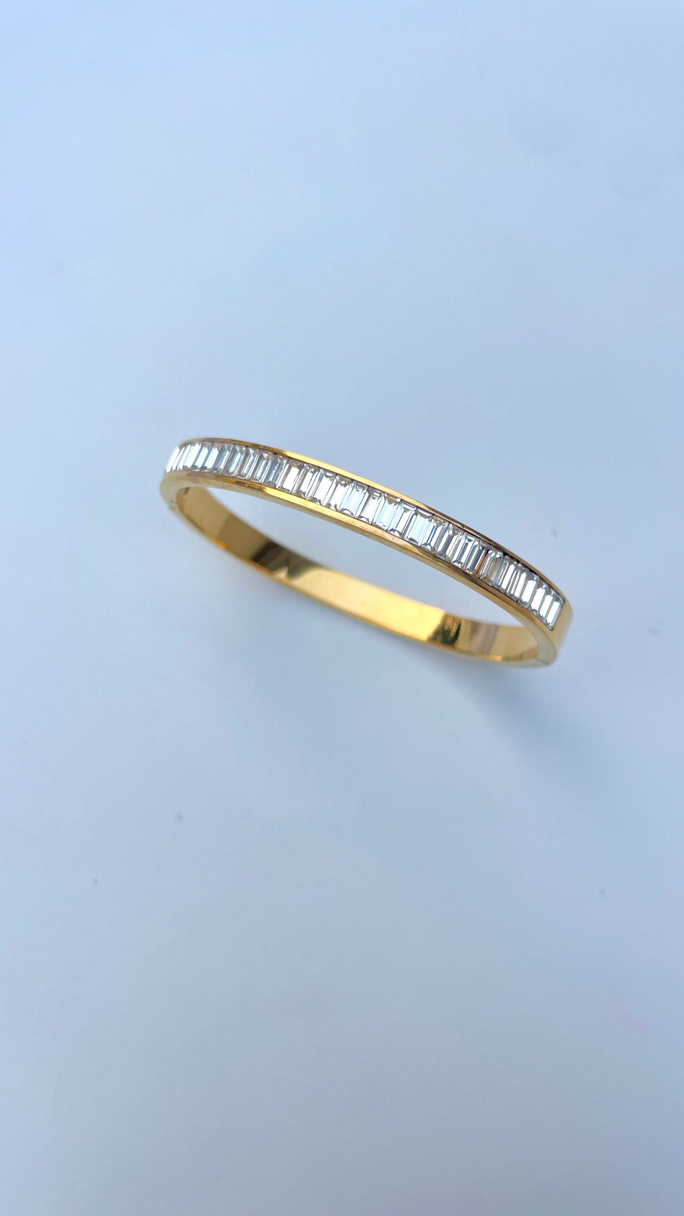 Crystal bar bangle