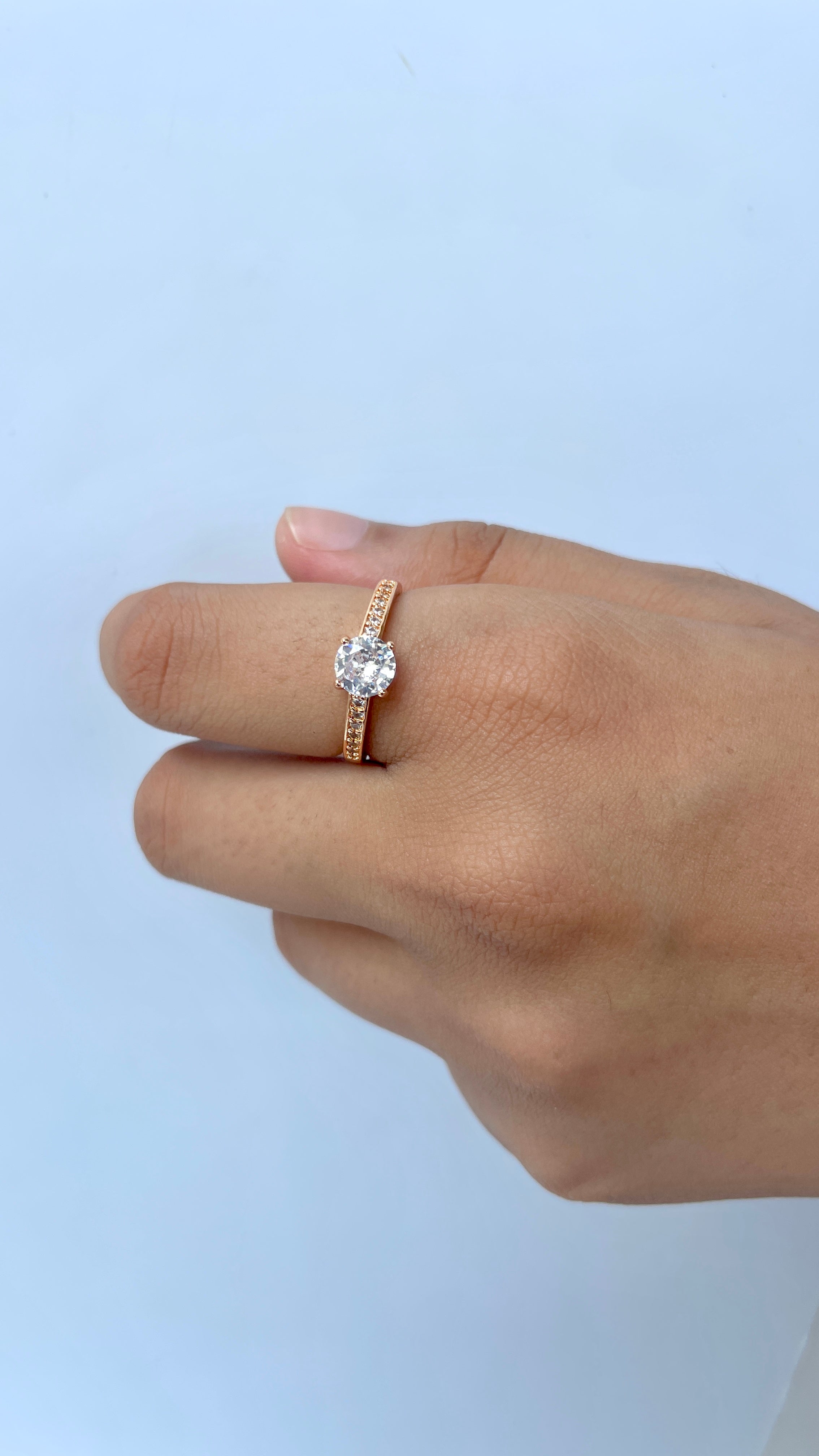Adjustable Elegant Solitire Ring