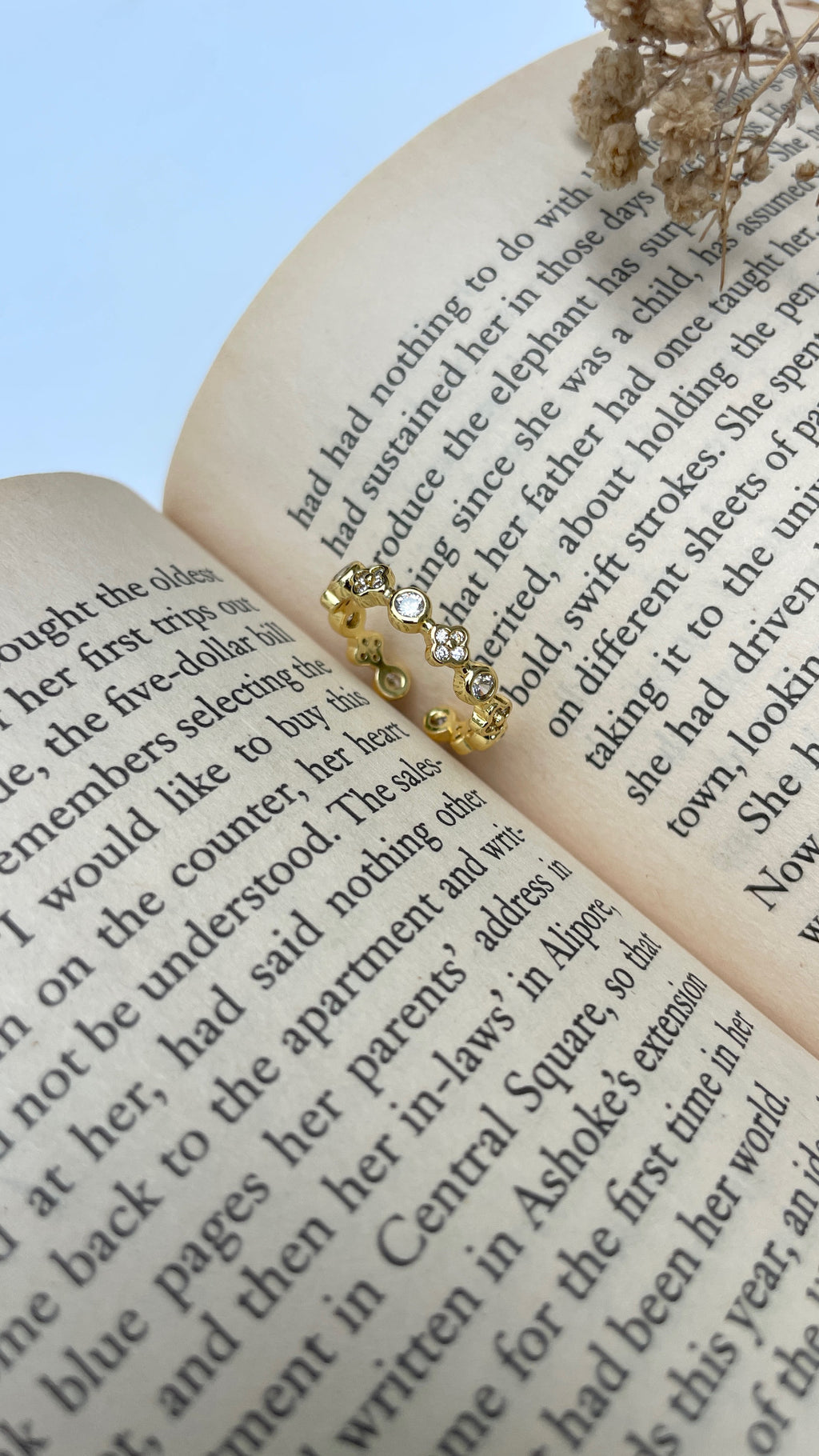 Adjustable teddy bloom Ring