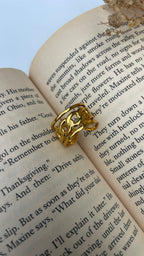 Adjustable Golden Shackle Ring