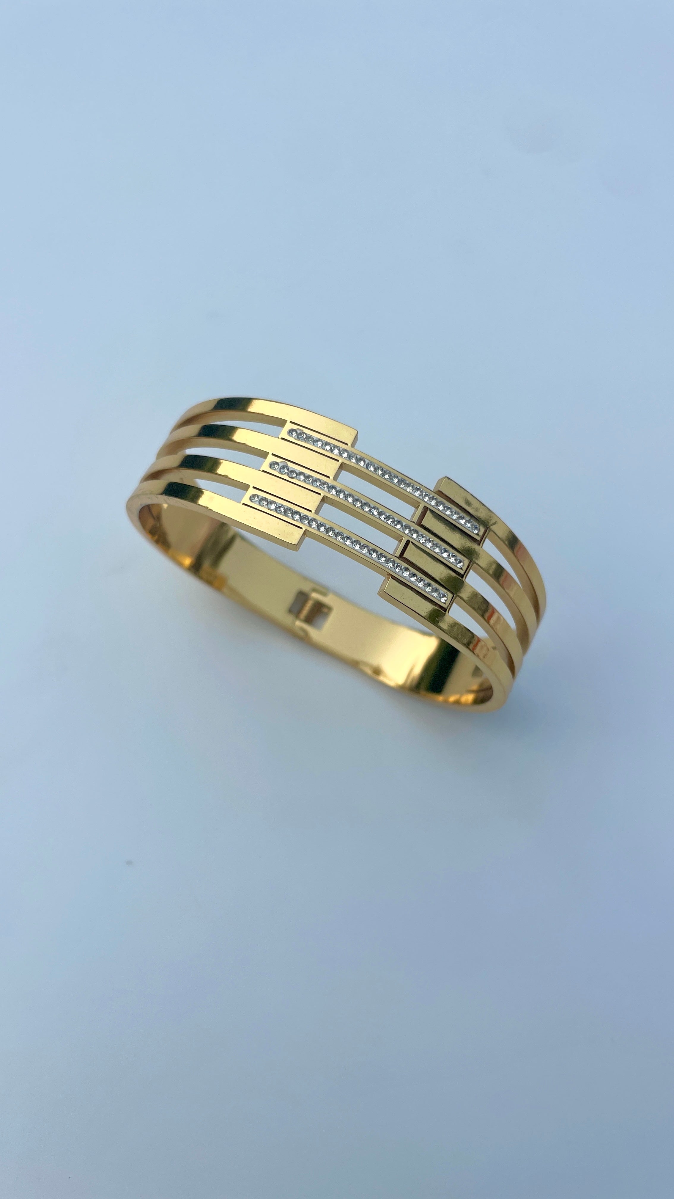 Royal Line Kada