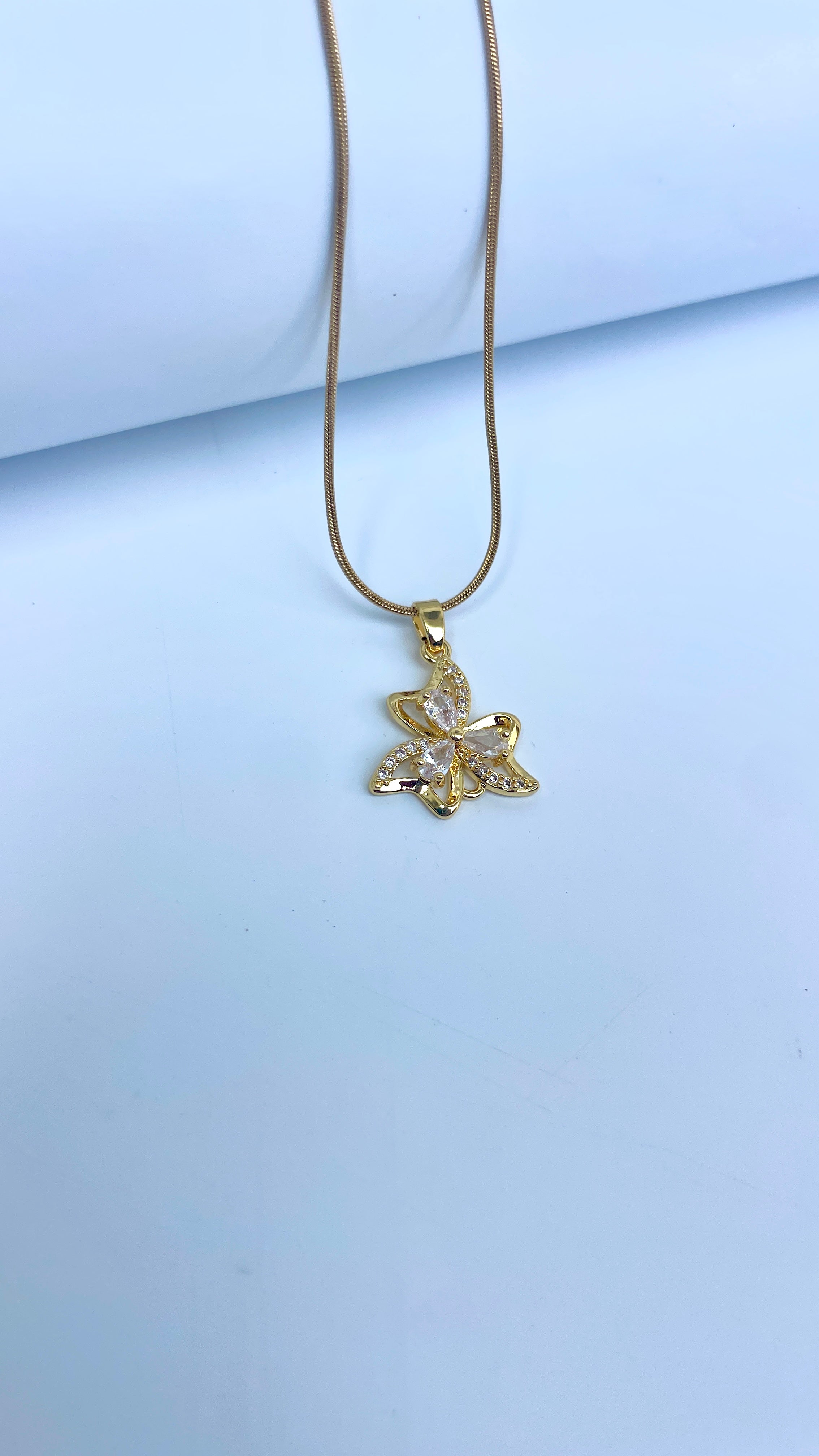 Crystal floral pendant