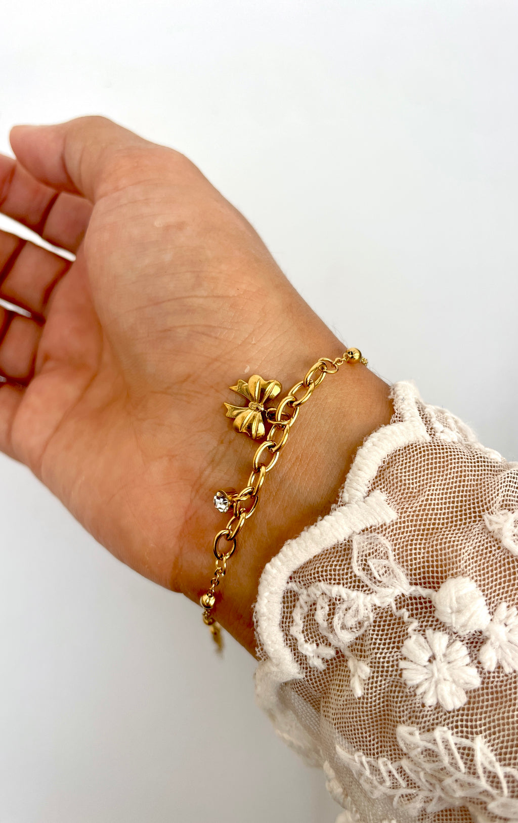 Golden Bow Bracelet