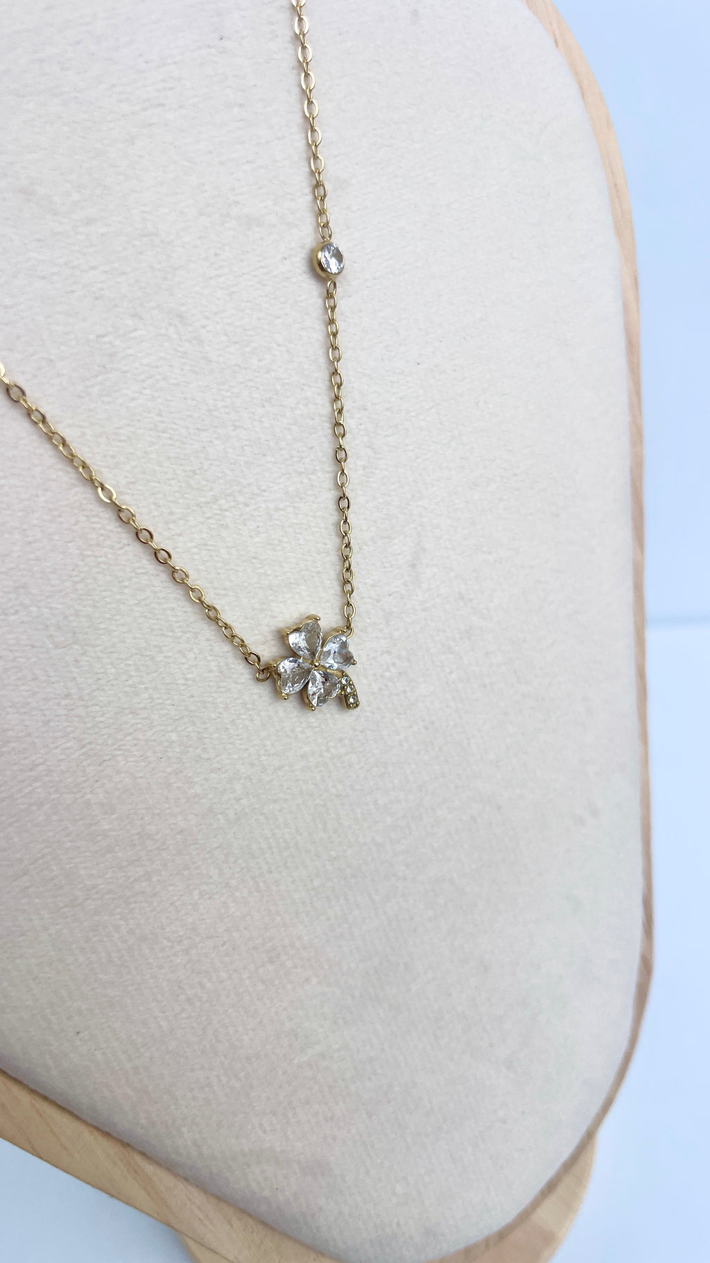 Four Leaf Clover Pendent
