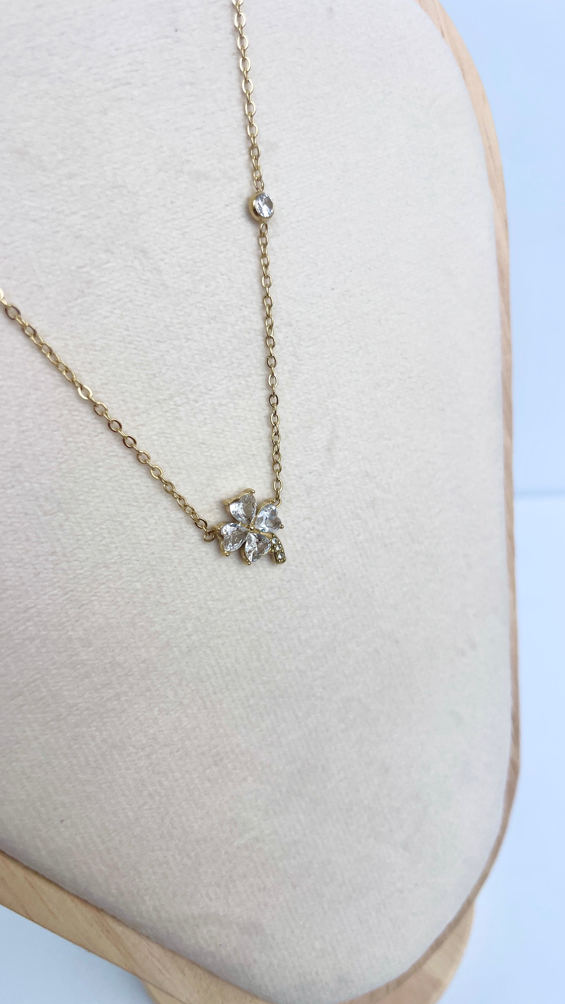 Four Leaf Clover Pendent