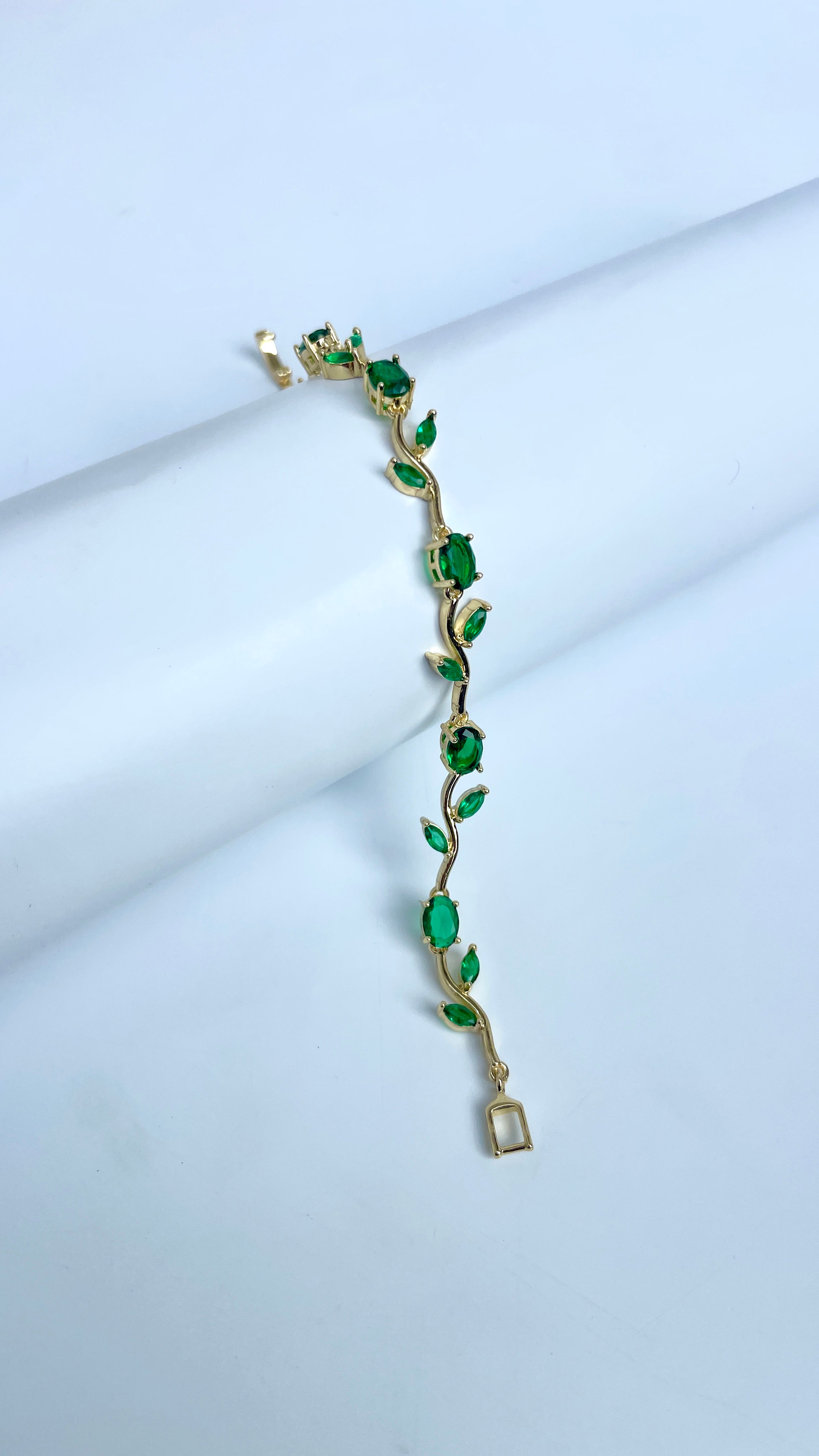 Green Tulip Bracelet