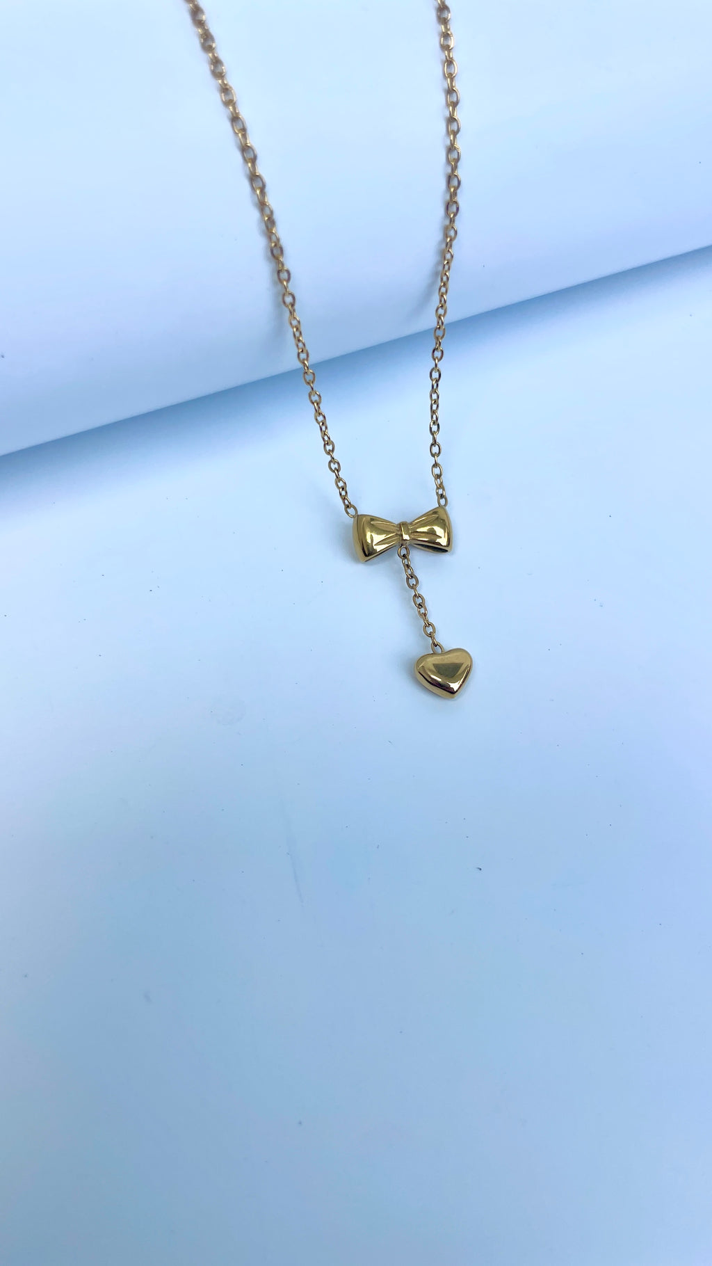 Hanging Bow Necklace