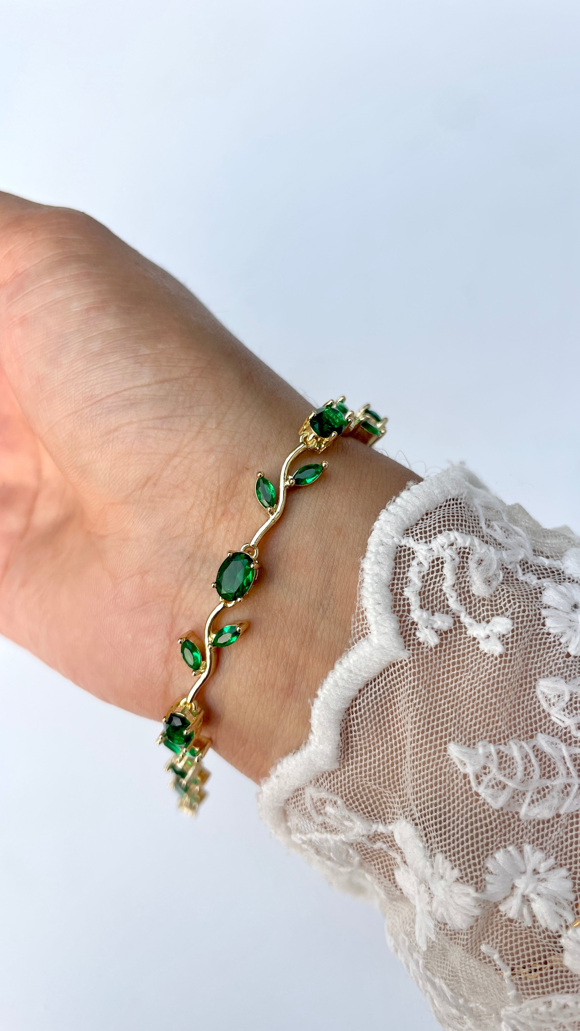 Green Tulip Bracelet