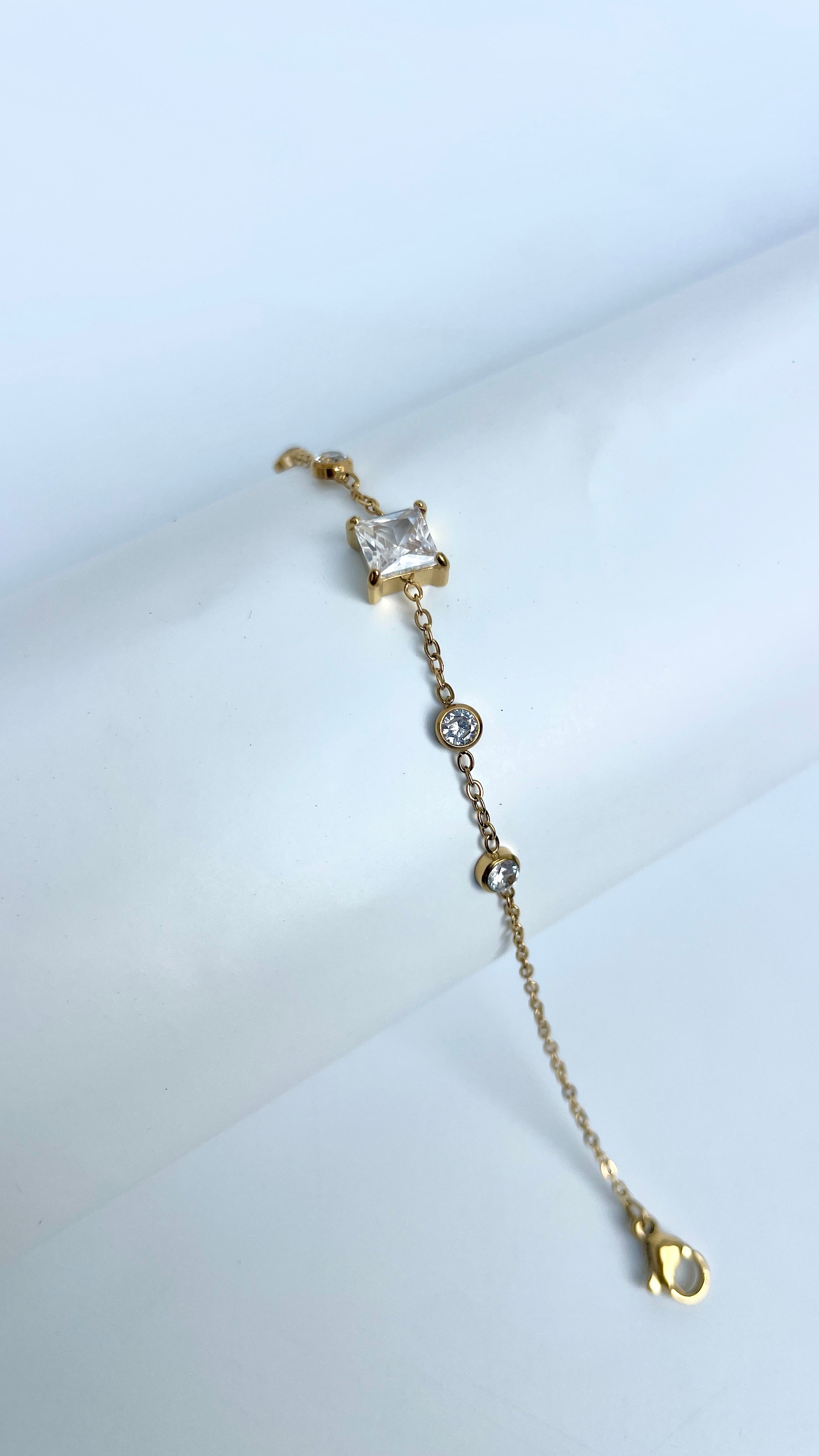 Radiant Cube Bracelet